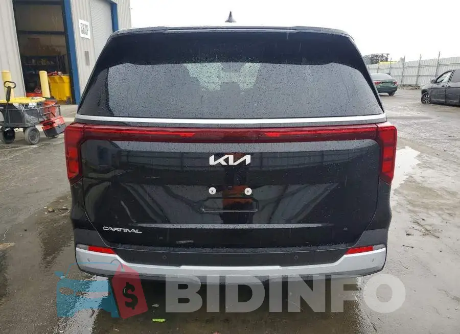 KNDNB5K33T6607905 Photo# 6