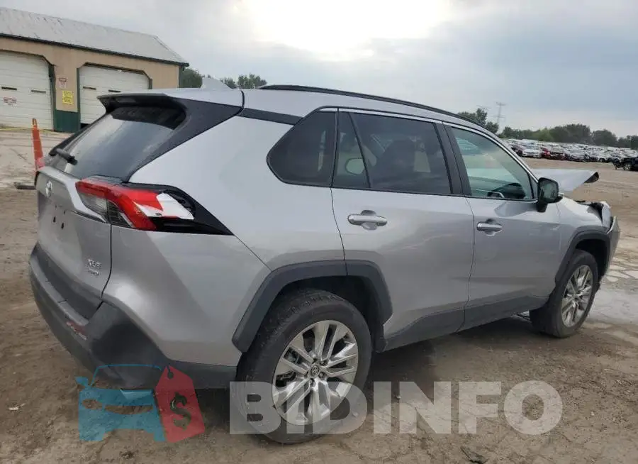 2T3A1RFV1MC164143 Photo# 3