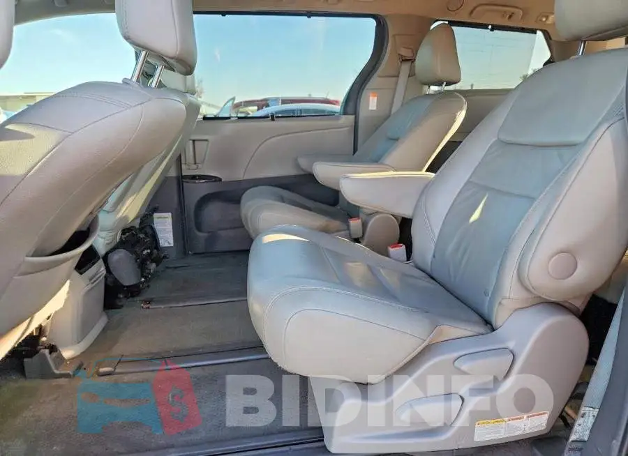 5TDDZ3DCXHS185647 Photo# 11