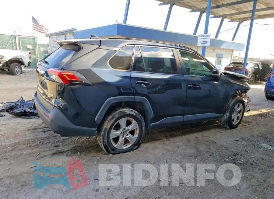JTMW1RFVXMD067704 Photo# 3