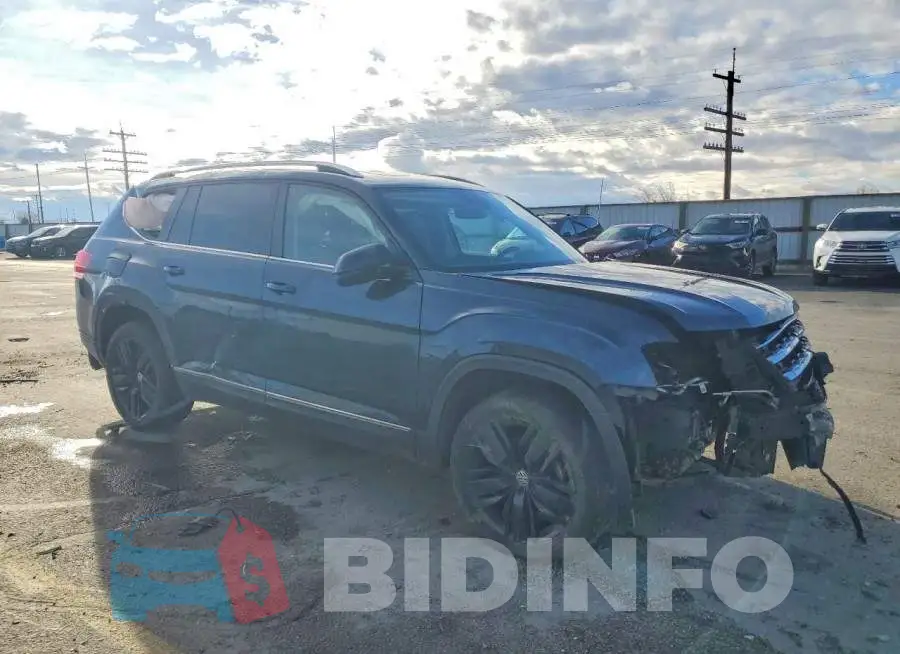 1V2MR2CA7KC520154 Photo# 4