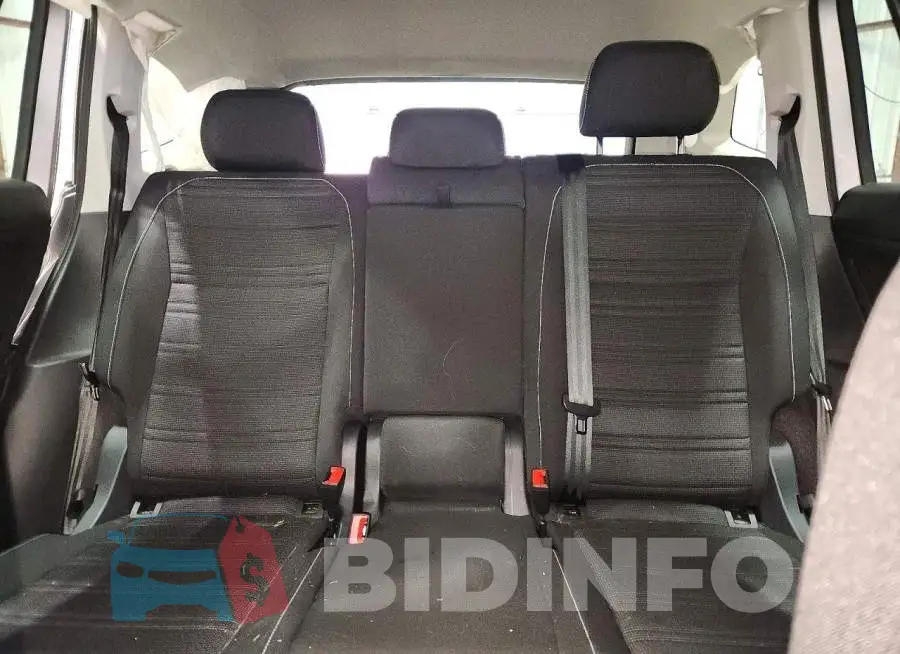 3VVFB7AX2RM186399 Photo# 10