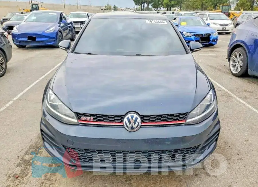 3VW6T7AU0KM015607 Photo# 5