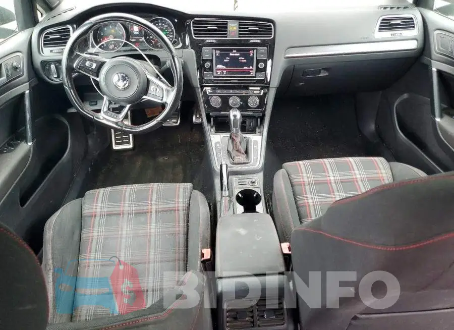 3VW6T7AU0KM015607 Photo# 8