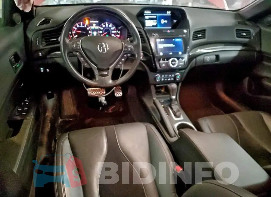 19UDE2F83MA010308 Photo# 8