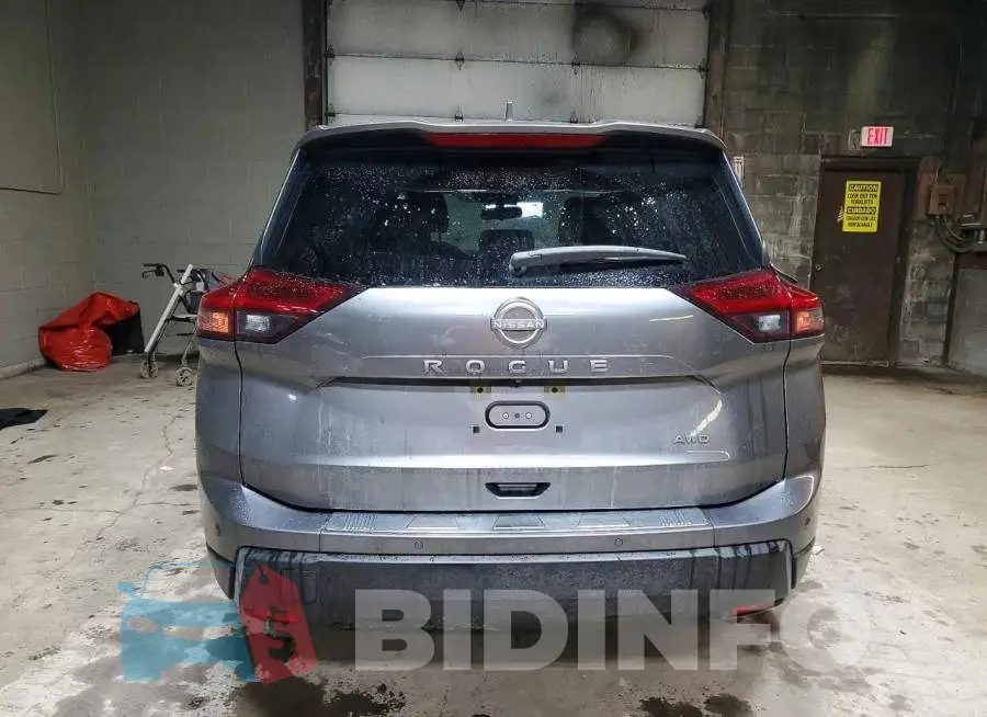 JN8BT3BB7SW150577 Photo# 6