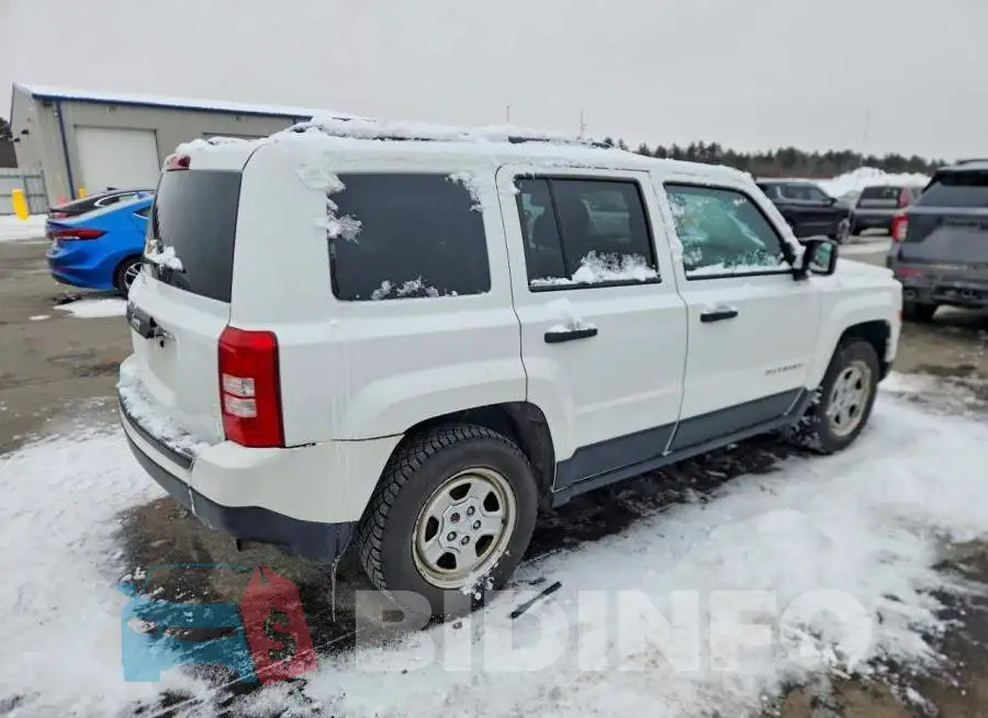 1C4NJPBB6HD131576 Photo# 3