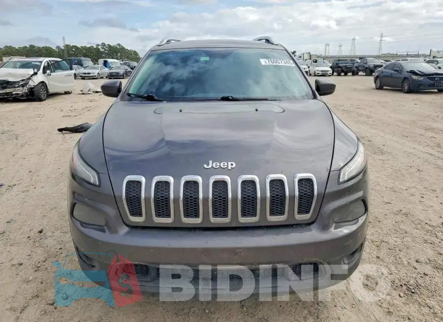 1C4PJLLB8JD605033 Photo# 5