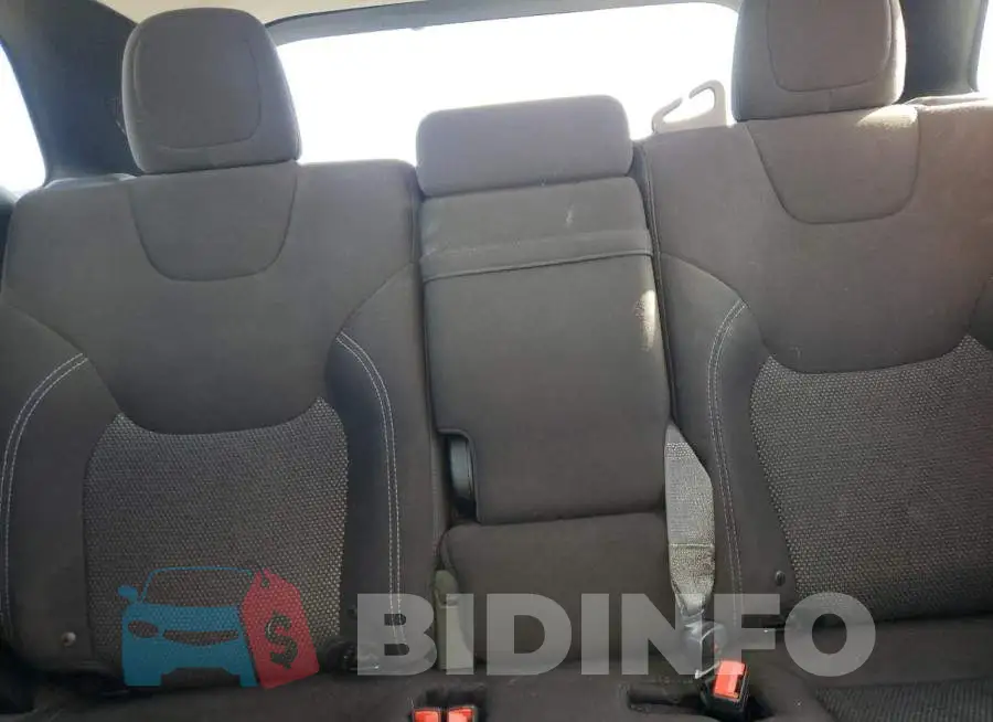 1C4PJMCB9KD232107 Photo# 10