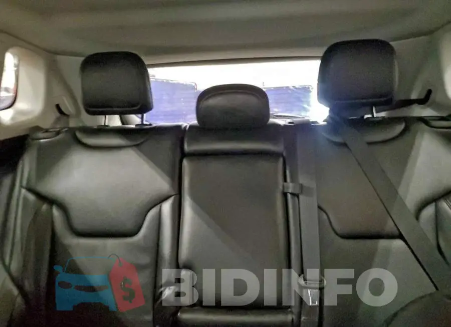 3C4NJDDB5MT557839 Photo# 10