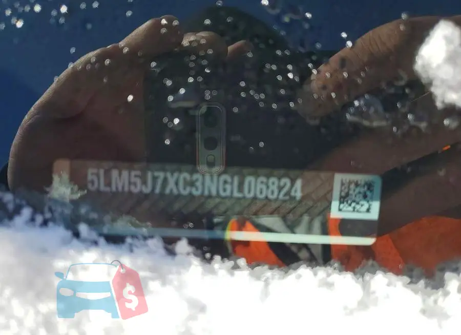 5LM5J7XC3NGL06824 Photo# 12