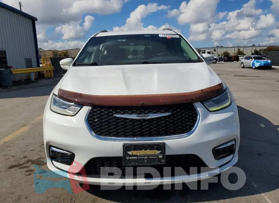 2C4RC1BG1MR526518 Photo# 5