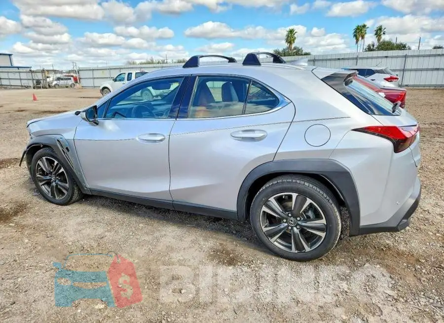 JTHY3JBHXK2019342 Photo# 2