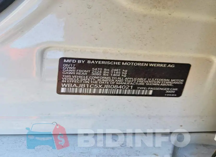 WBAJB1C5XJB084021 Photo# 12
