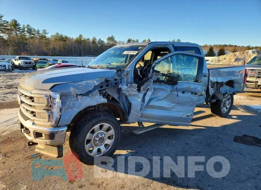 1FT8W3BM7RED71112 Photo# 1