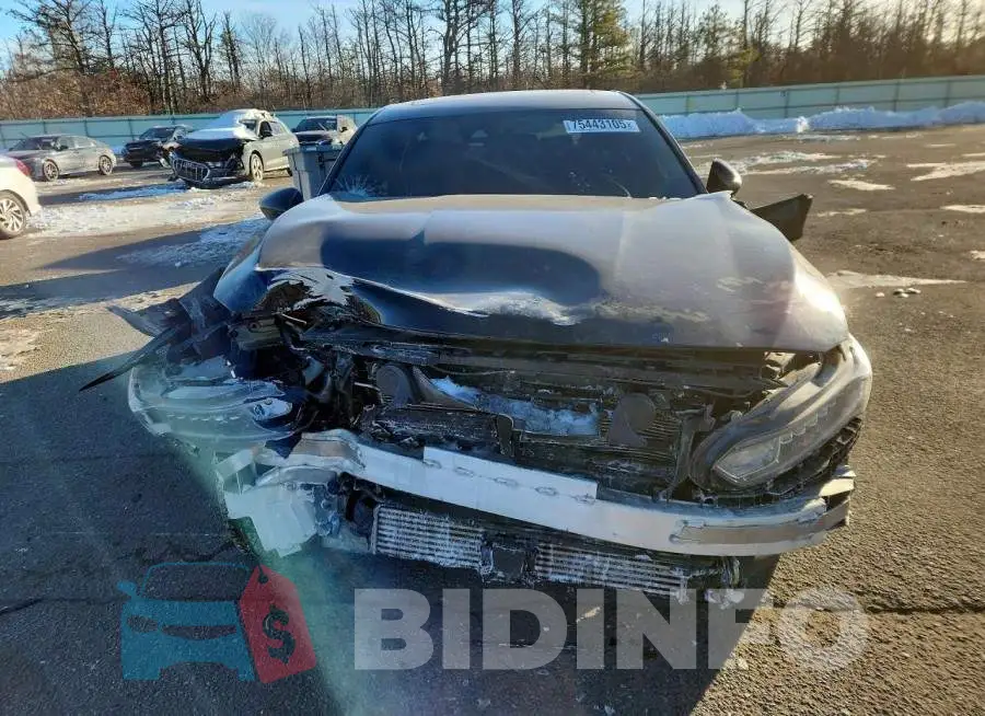 1HGCV1F40JA083943 Photo# 5