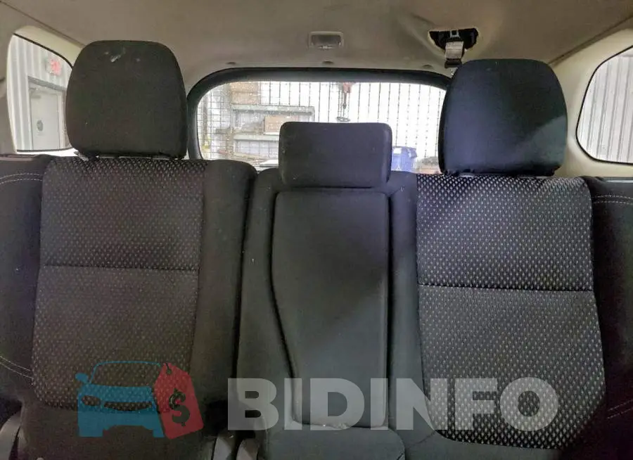 JA4AD2A38KZ012984 Photo# 10