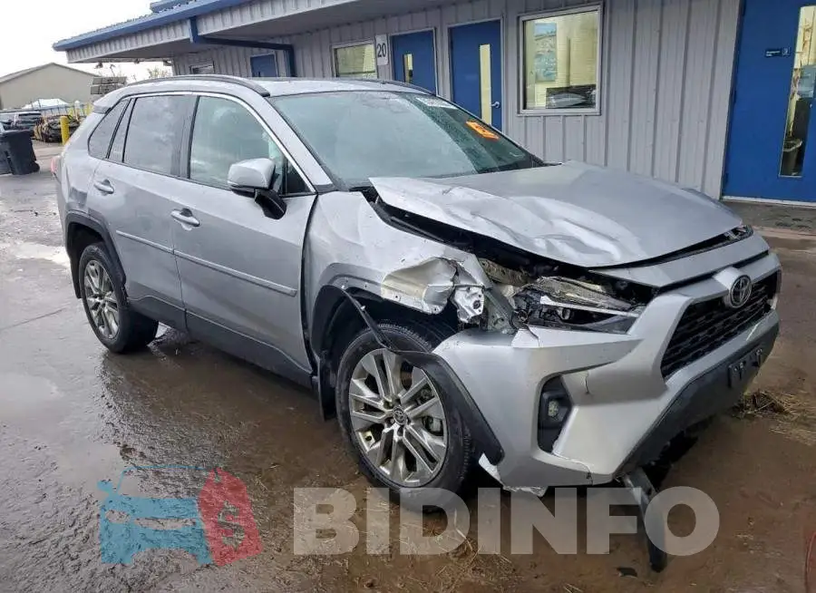 2T3A1RFV6RC412362 Photo# 4