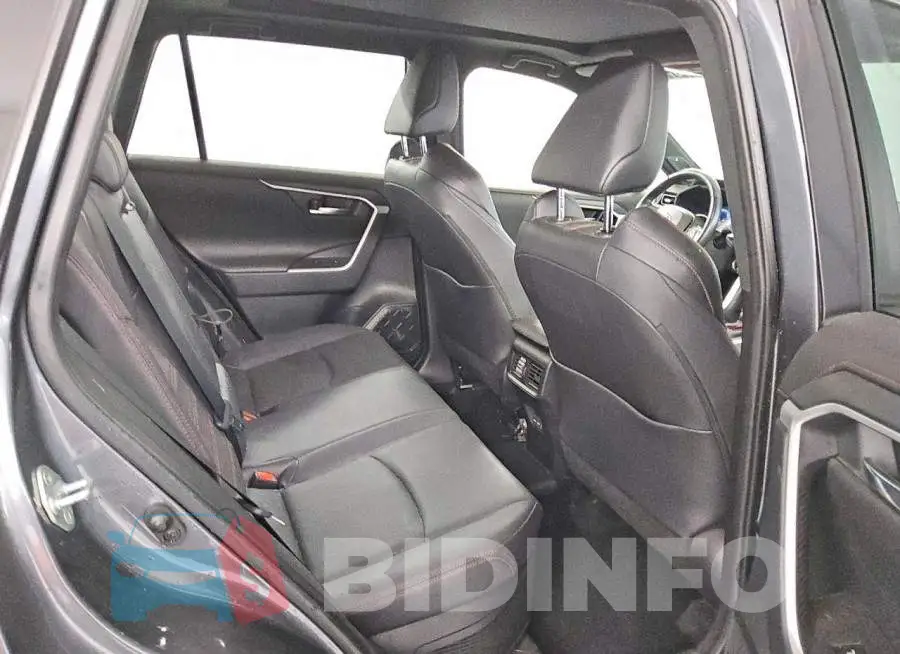 JTMFB3FV1PD157144 Photo# 11