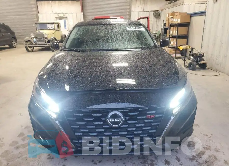 1N4BL4CV6PN416037 Photo# 5