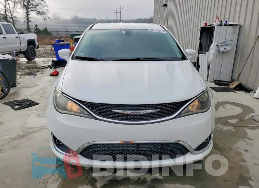 2C4RC1FG2JR116428 Photo# 5