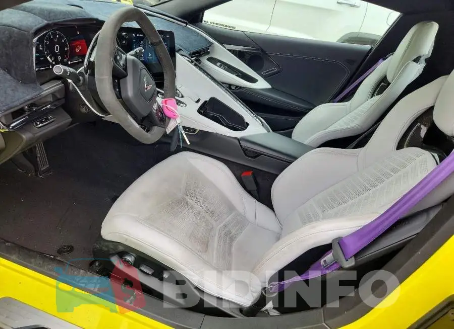 1G1YL3D40R5200121 Photo# 7