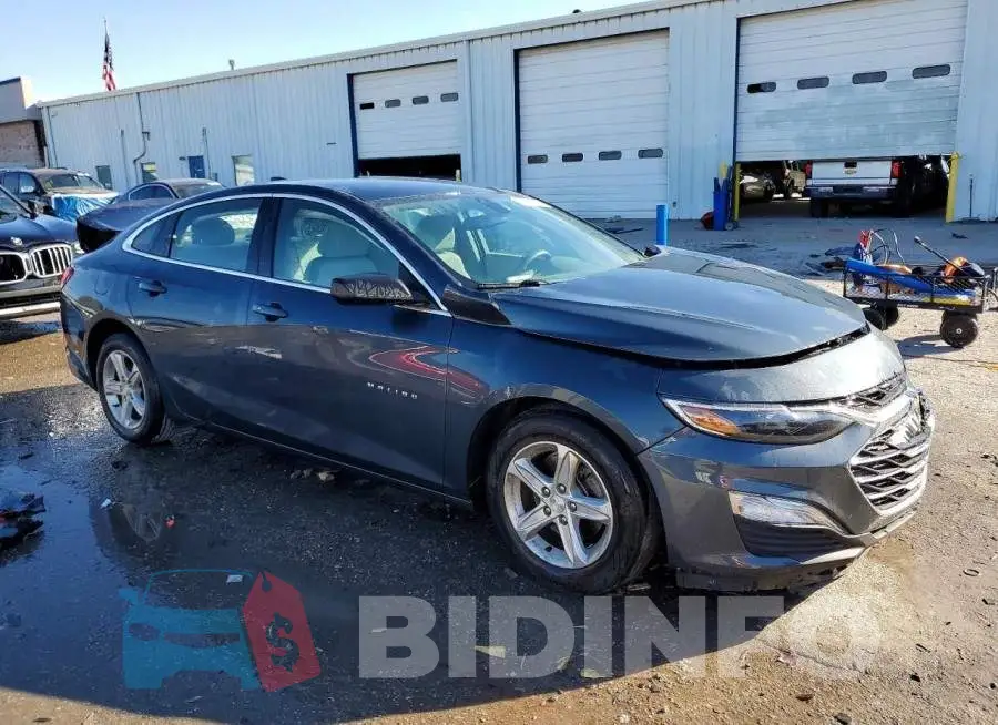 1G1ZB5ST4LF010286 Photo# 4