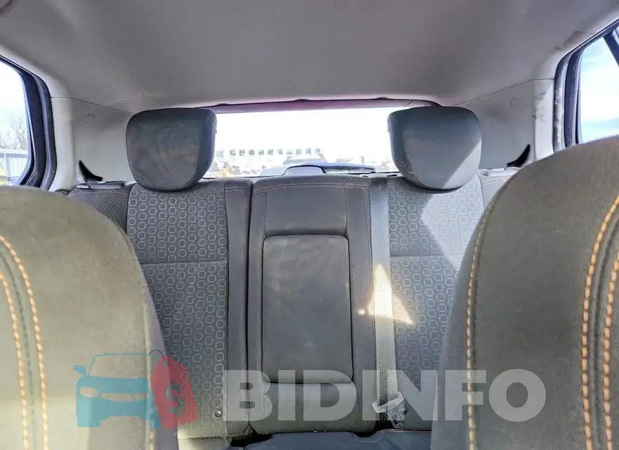 3GNCJNSB9JL282589 Photo# 10