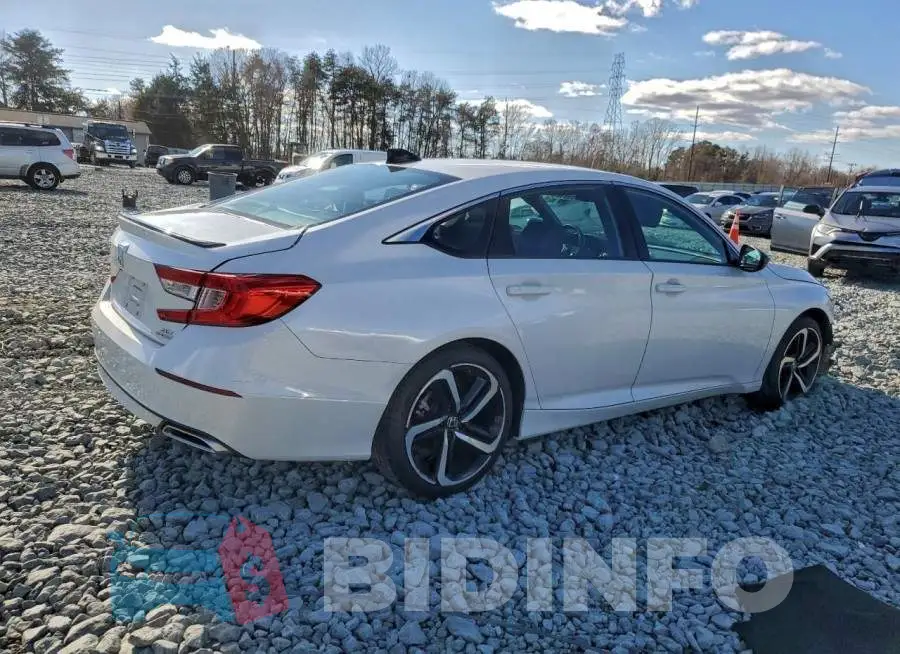 1HGCV2F32MA016729 Photo# 3