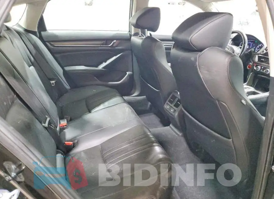 1HGCV3F5XNA005387 Photo# 10