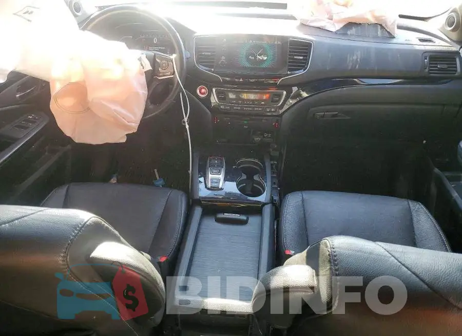 5FNYF5H63MB000122 Photo# 8