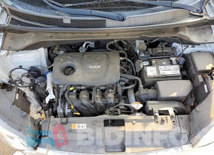 KNDJN2A20J7568680 Photo# 11