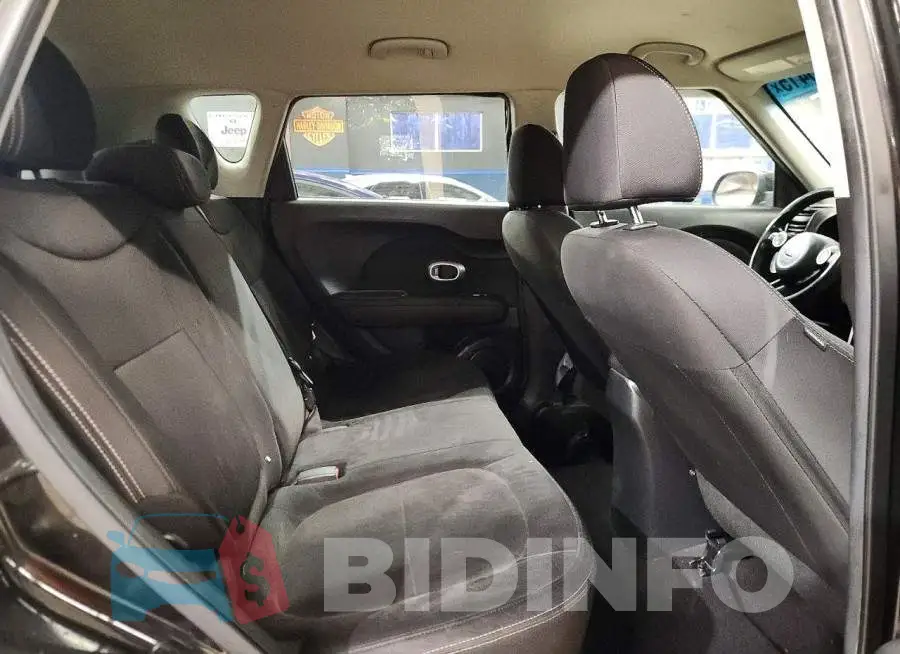 KNDJN2A26K7920792 Photo# 11
