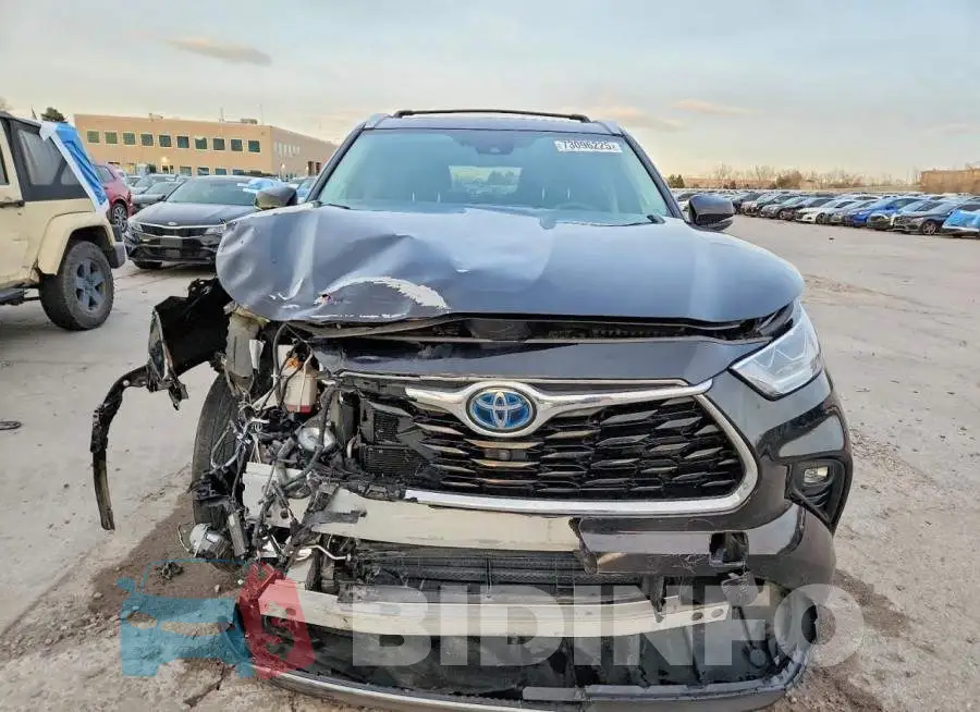 5TDEBRCH2MS020162 Photo# 5