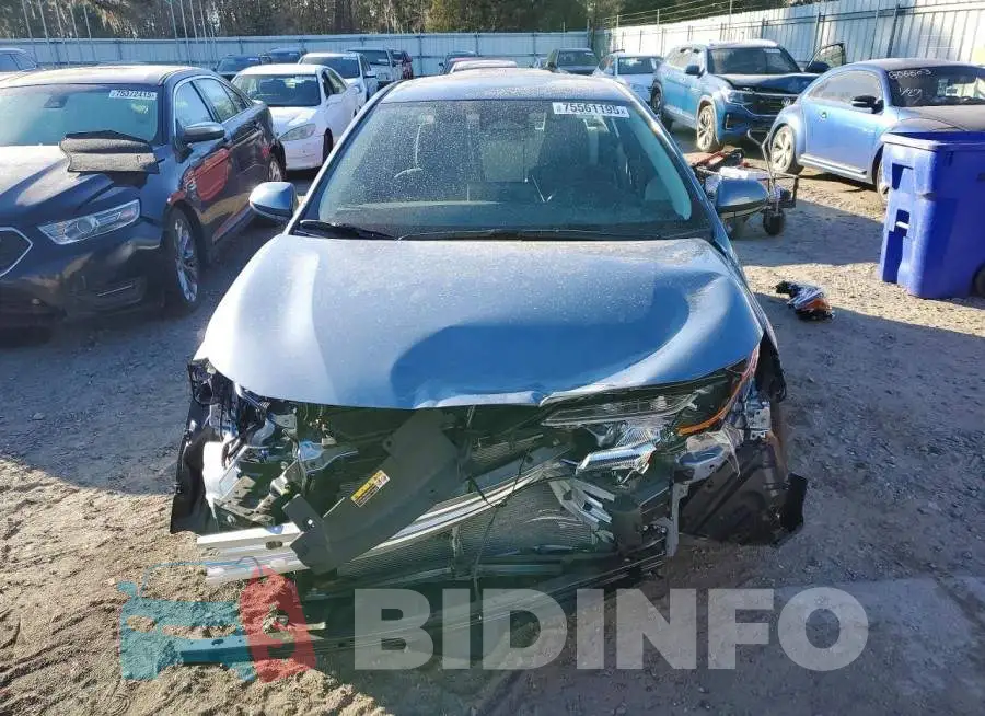 5YFB4MDE9TP408369 Photo# 5