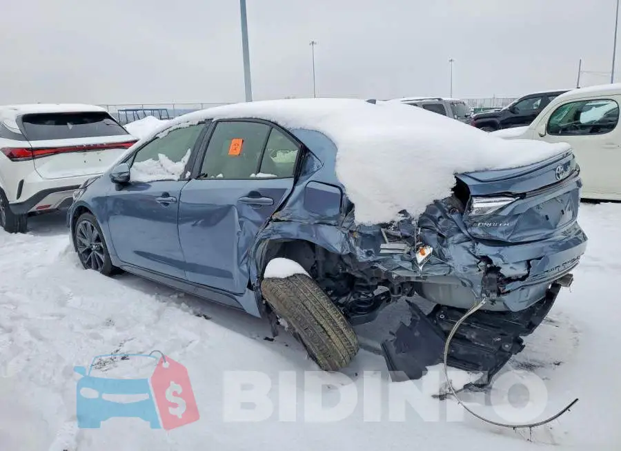 JTDBCMFE5S3088877 Photo# 2