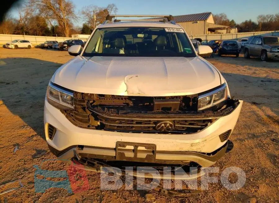 1V2BP2CA4PC542679 Photo# 5