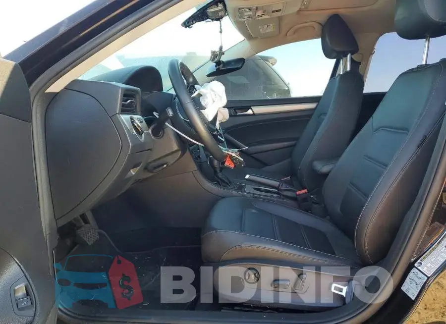 1VWSA7A39MC008509 Photo# 7