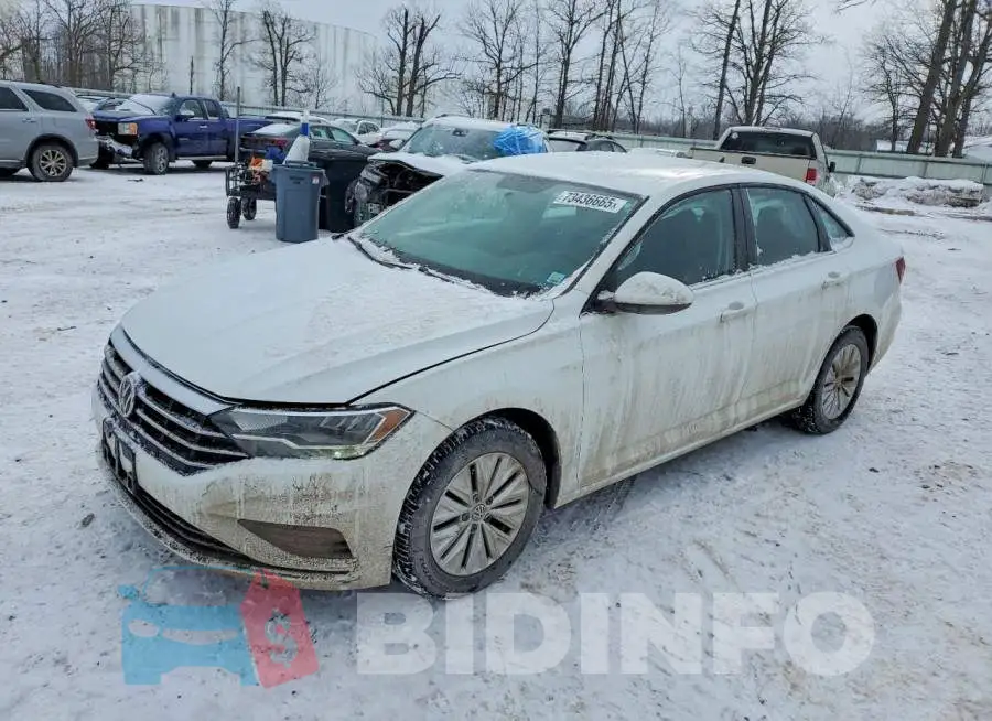 3VWC57BU2LM091097 Photo# 1