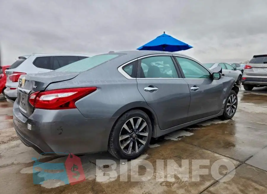 1N4AL3AP4HC219682 Photo# 3