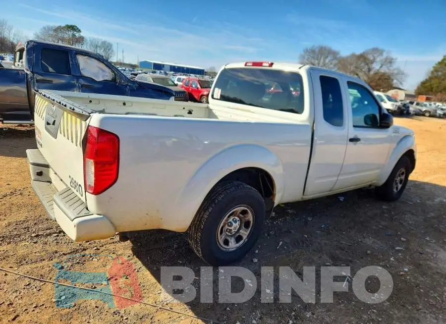 1N6BD0CT4HN759636 Photo# 3