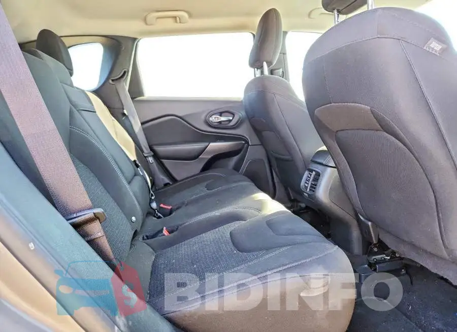 1C4PJMCB4KD212024 Photo# 11