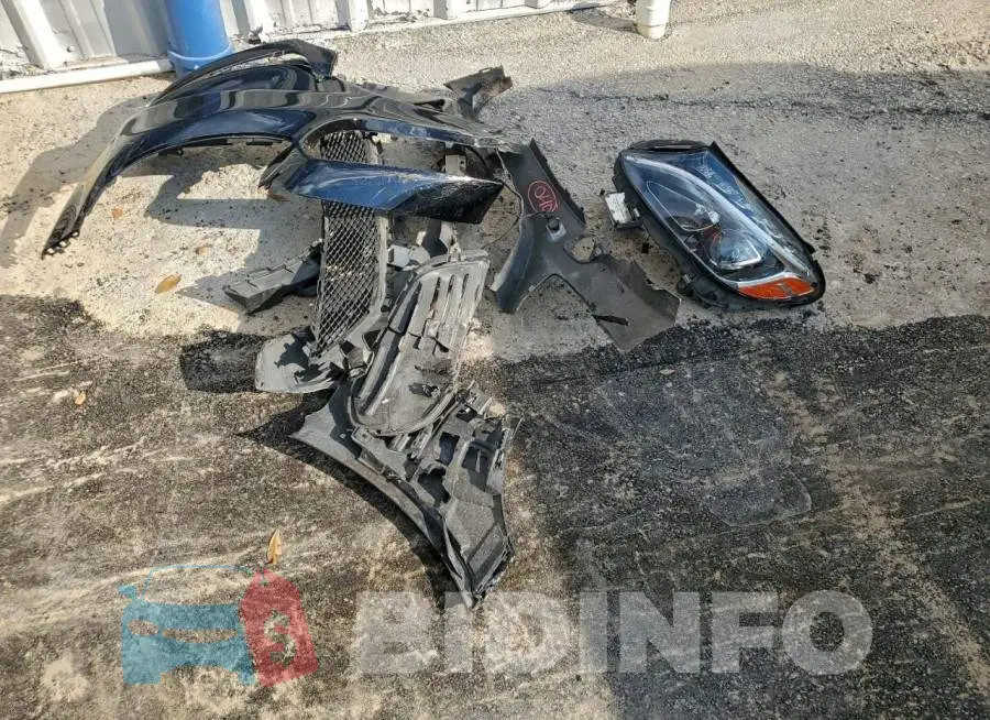 WDDWJ4JB7JF718258 Photo# 12
