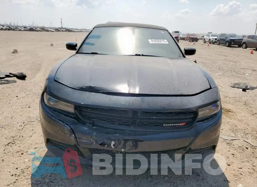 2C3CDXHGXHH571924 Photo# 5