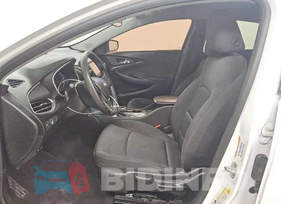 1G1ZB5ST8HF121415 Photo# 7