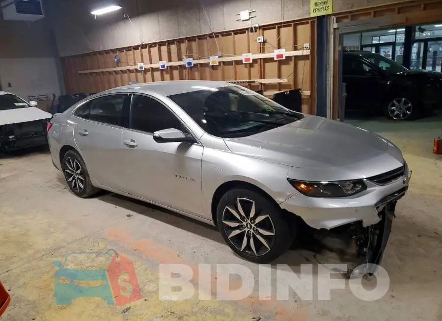 1G1ZD5ST3JF283677 Photo# 4