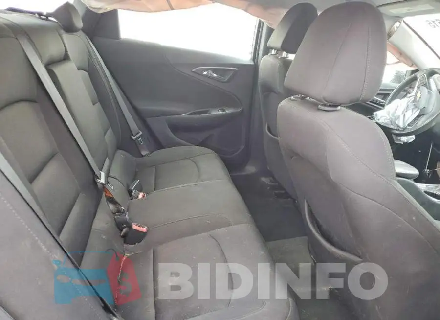 1G1ZD5ST3LF050272 Photo# 10