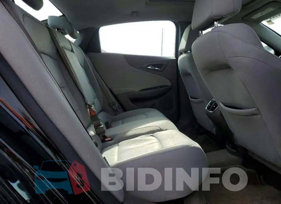 1G1ZD5ST8JF121737 Photo# 10