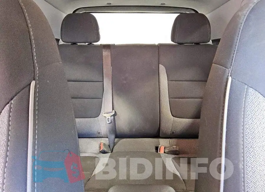 KL79MPSL3PB117028 Photo# 10