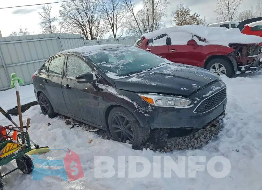 1FADP3F27HL205497 Photo# 4